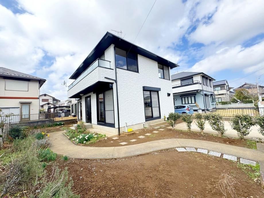 4LDK house in Ryugasaki, Ibaraki - Photo 1