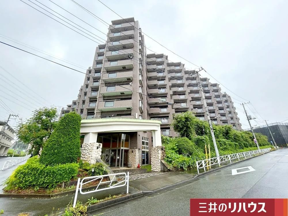 3LDK apartment in Hachioji, Tokyo - Photo 1