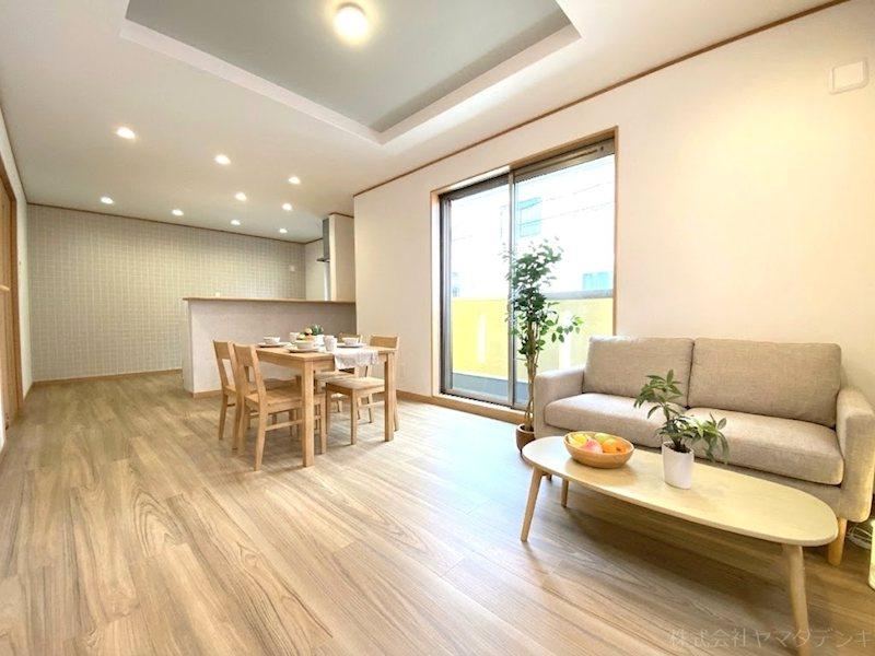 4LDK house in Settsu, Osaka - Photo 1