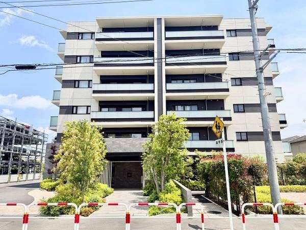 4LDK+S apartment in Narashino, Chiba - Photo 1
