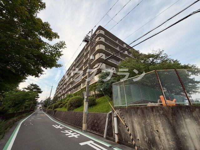 3LDK apartment in Hirakata, Osaka - Photo 1