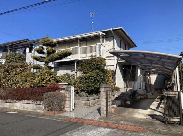 4LDK house in Higashimatsuyama, Saitama - Photo 1