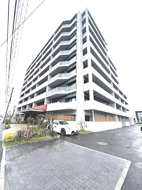 3LDK apartment in Yahatanishi Ward, Kitakyushu, Fukuoka - Photo 1