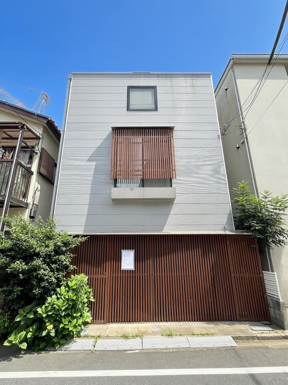76 m² land in Shibuya Ward, Tokyo - Photo 1