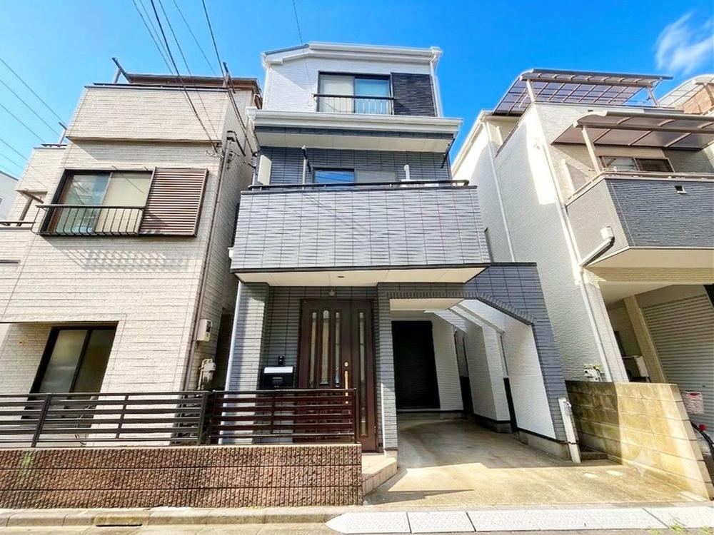 4DK house in Arakawa Ward, Tokyo - Photo 1