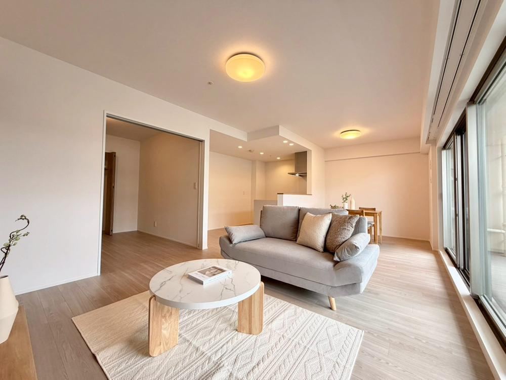 3LDK apartment in Suminoe Ward, Osaka - Photo 1