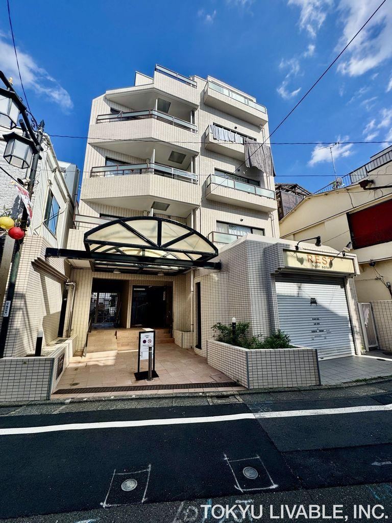 2LDK apartment in Setagaya Ward, Tokyo - Photo 1