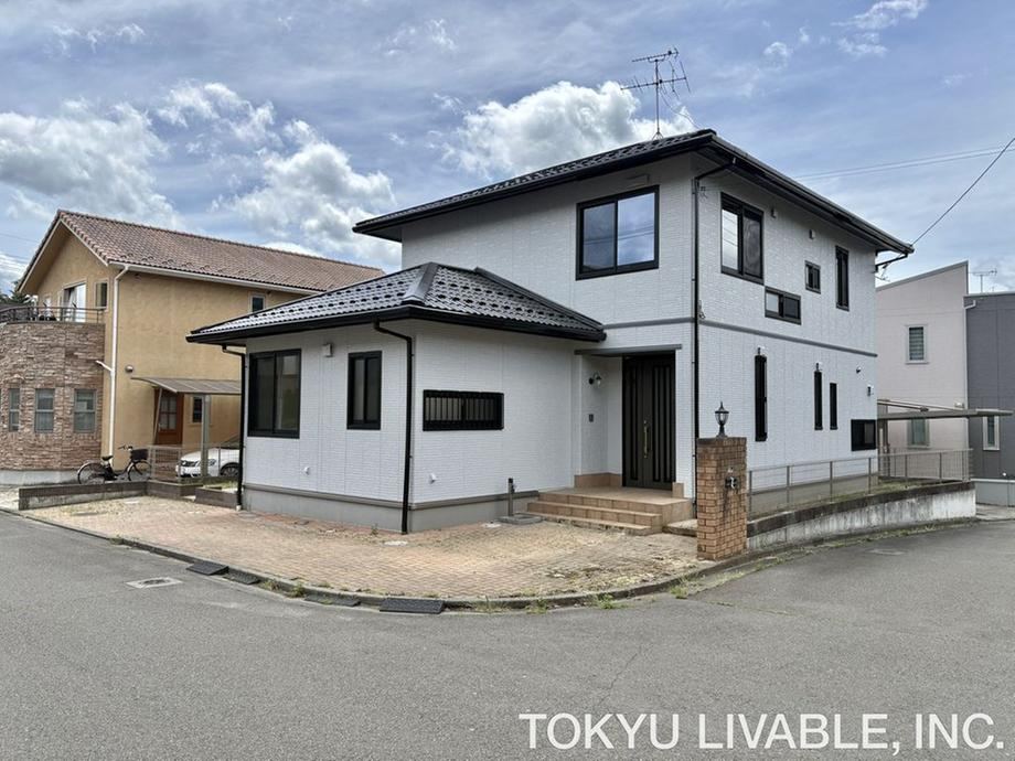 4LDK house in Izumi Ward, Sendai, Miyagi - Photo 1