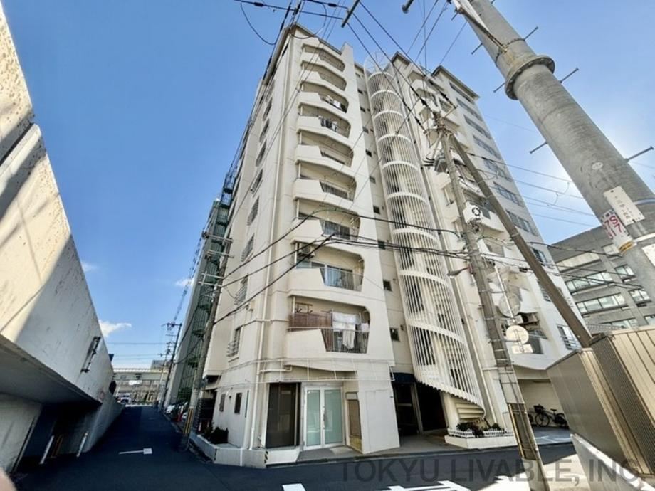 2DK apartment in Yodogawa Ward, Osaka - Photo 1