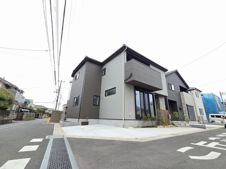 4LDK house in Kashiwa, Chiba - Photo 1