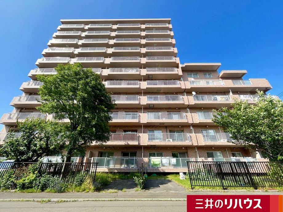 3LDK apartment in Shiroishi Ward, Sapporo, Hokkaido - Photo 1