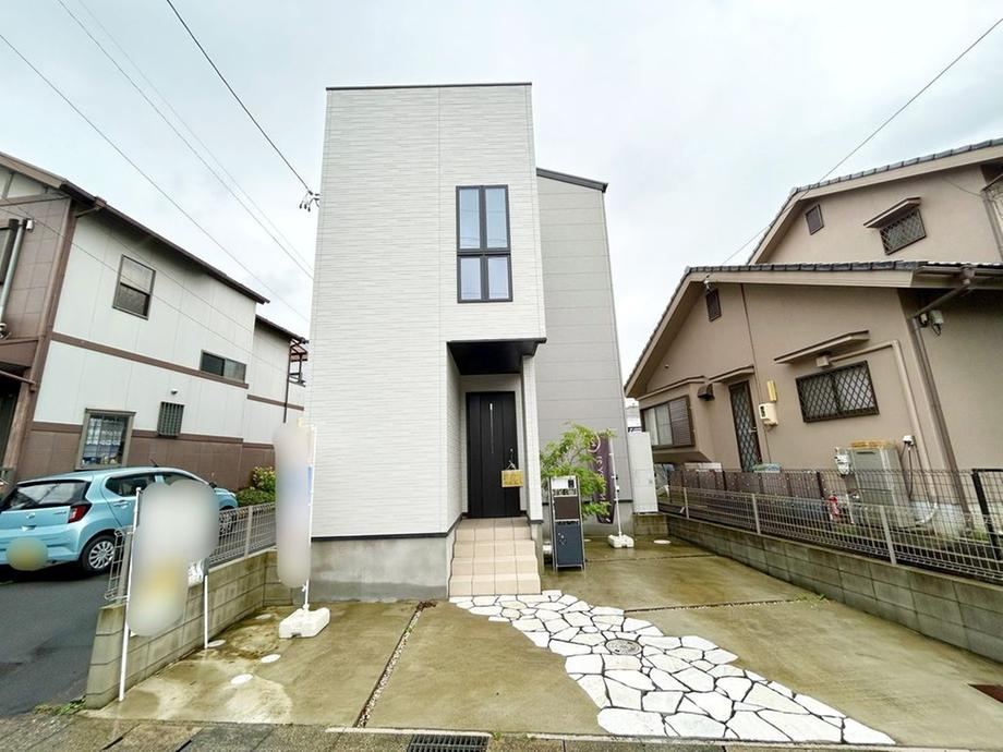 2LDK+S house in Obu, Aichi - Photo 1