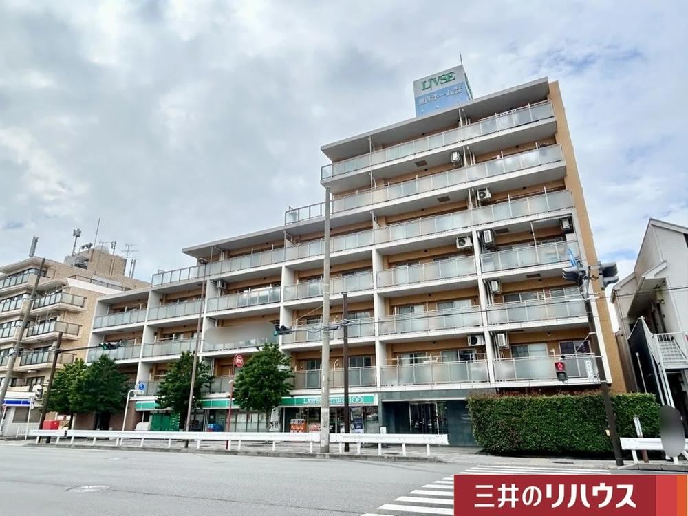 3LDK apartment in Isogo Ward, Yokohama, Kanagawa - Photo 1