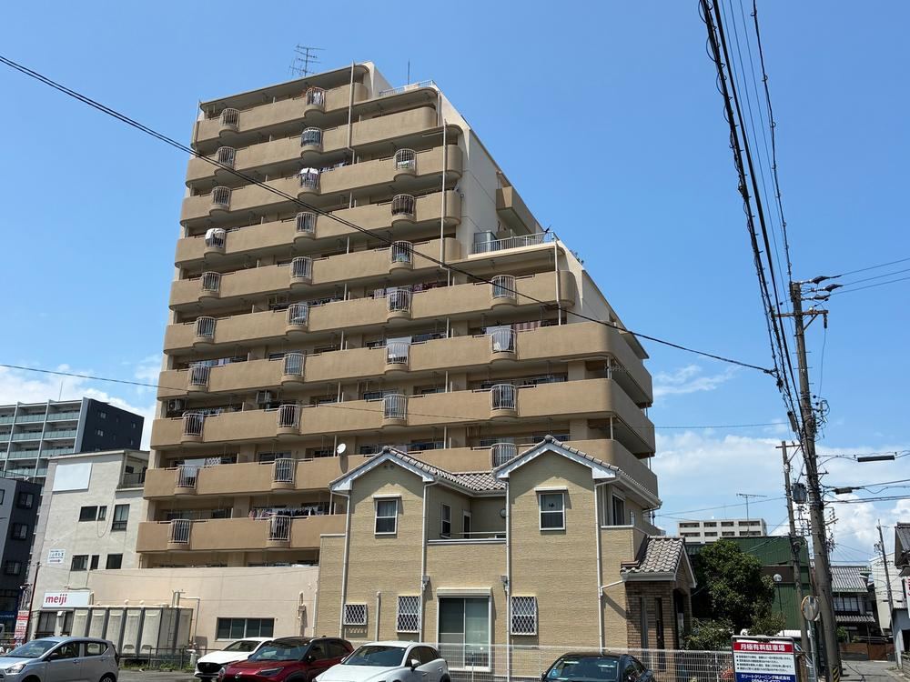 3LDK apartment in Kuwana, Mie - Photo 1