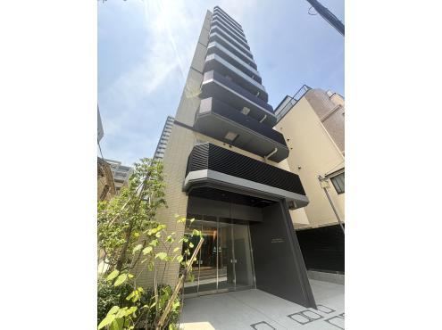 1LDK apartment in Shinjuku Ward, Tokyo - Photo 1