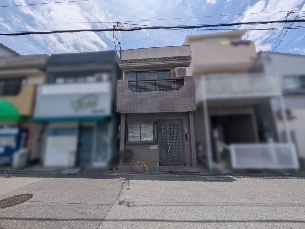 3DK house in Higashi Ward, Sakai, Osaka - Photo 1