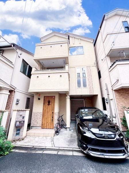 4LDK house in Higashiyodogawa Ward, Osaka - Photo 1