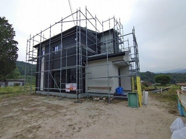 5LDK house in Hatsukaichi, Hiroshima - Photo 1