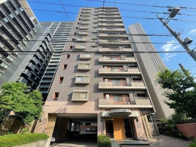 2LDK+S apartment in Kawaguchi, Saitama - Photo 1