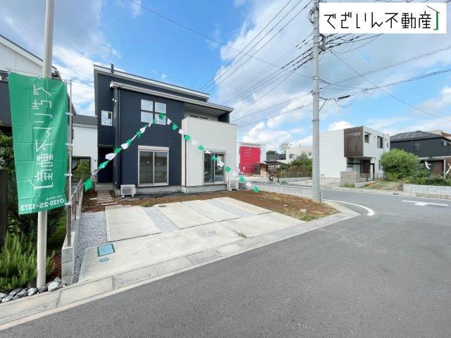 4LDK house in Konosu, Saitama - Photo 1