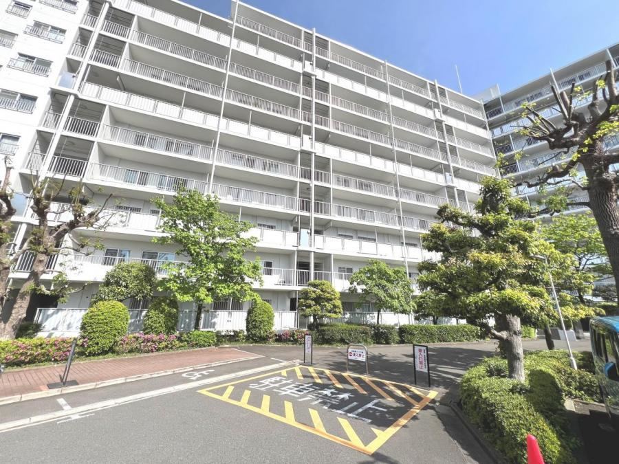 3LDK apartment in Machida, Tokyo - Photo 1