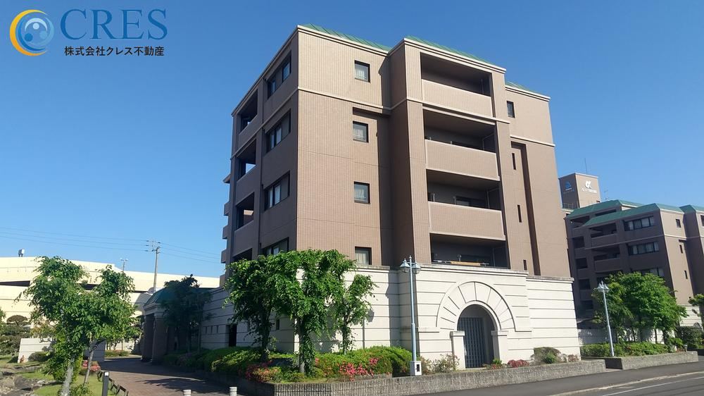 3LDK apartment in Takamatsu, Kagawa - Photo 1