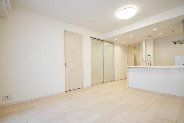 2LDK apartment in Suginami Ward, Tokyo - Photo 1