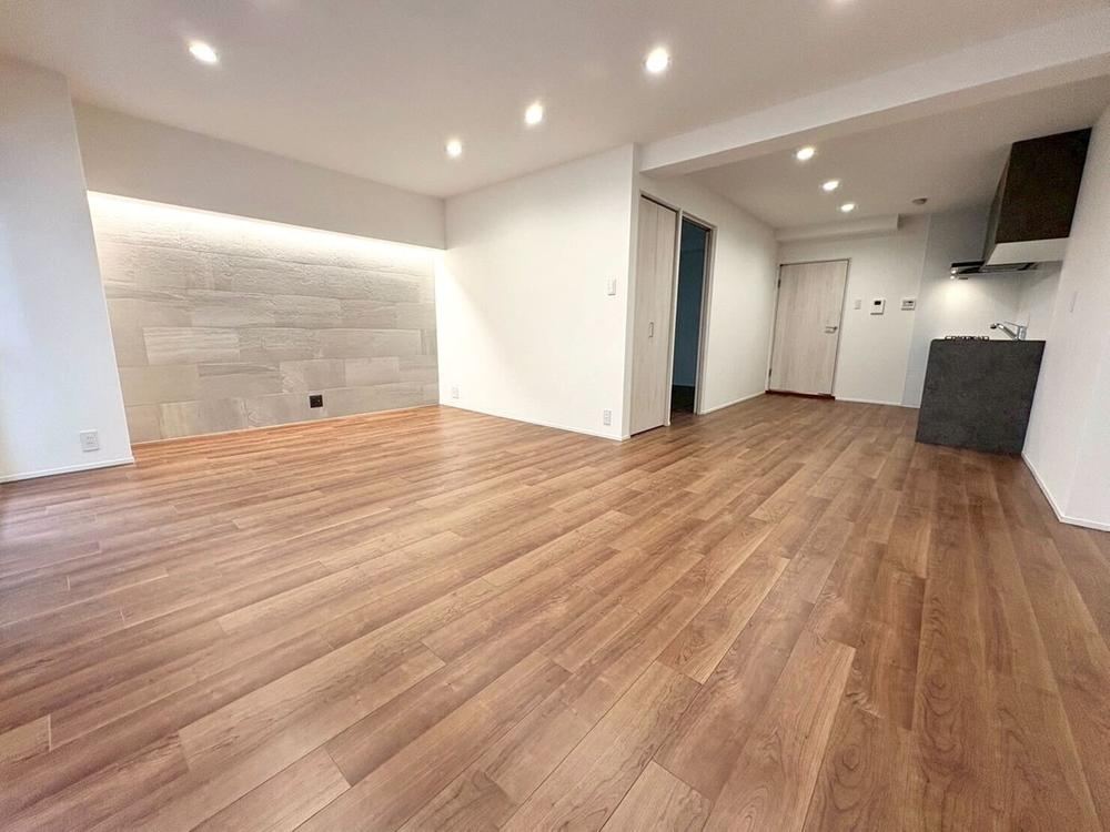 2LDK apartment in Nada Ward, Kobe, Hyogo - Photo 1