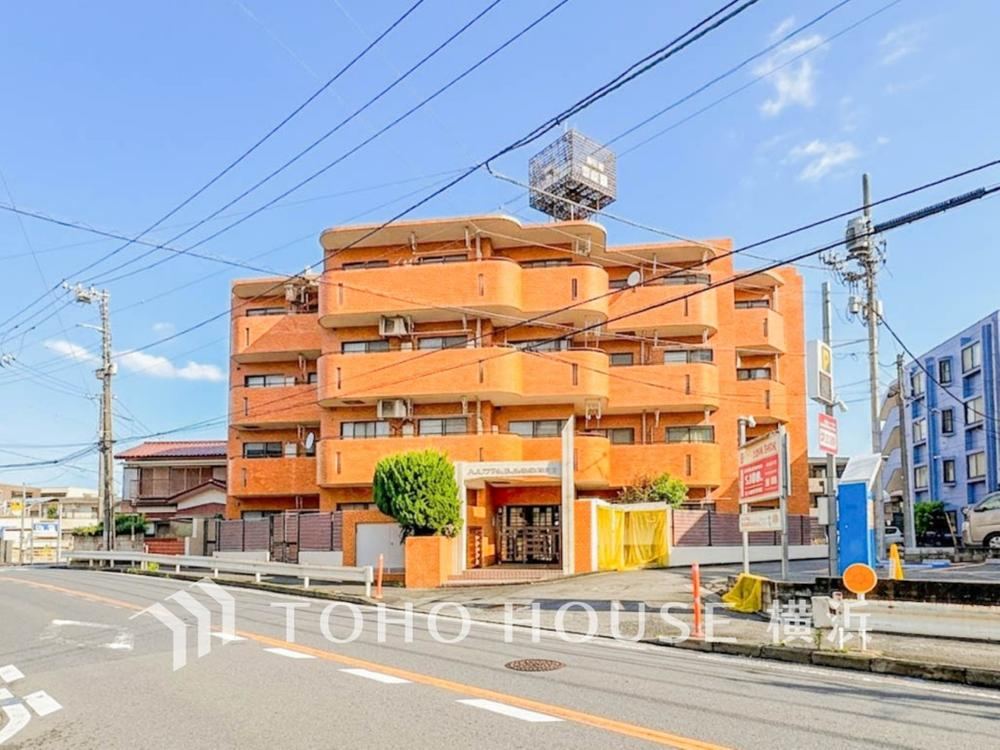 3LDK apartment in Tsurumi Ward, Yokohama, Kanagawa - Photo 1