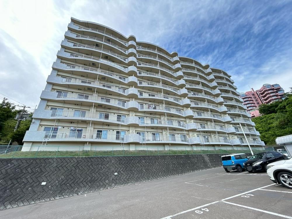 1LDK apartment in Minami Ward, Sapporo, Hokkaido - Photo 1
