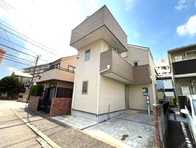 3LDK+S house in Higashikurume, Tokyo - Photo 1