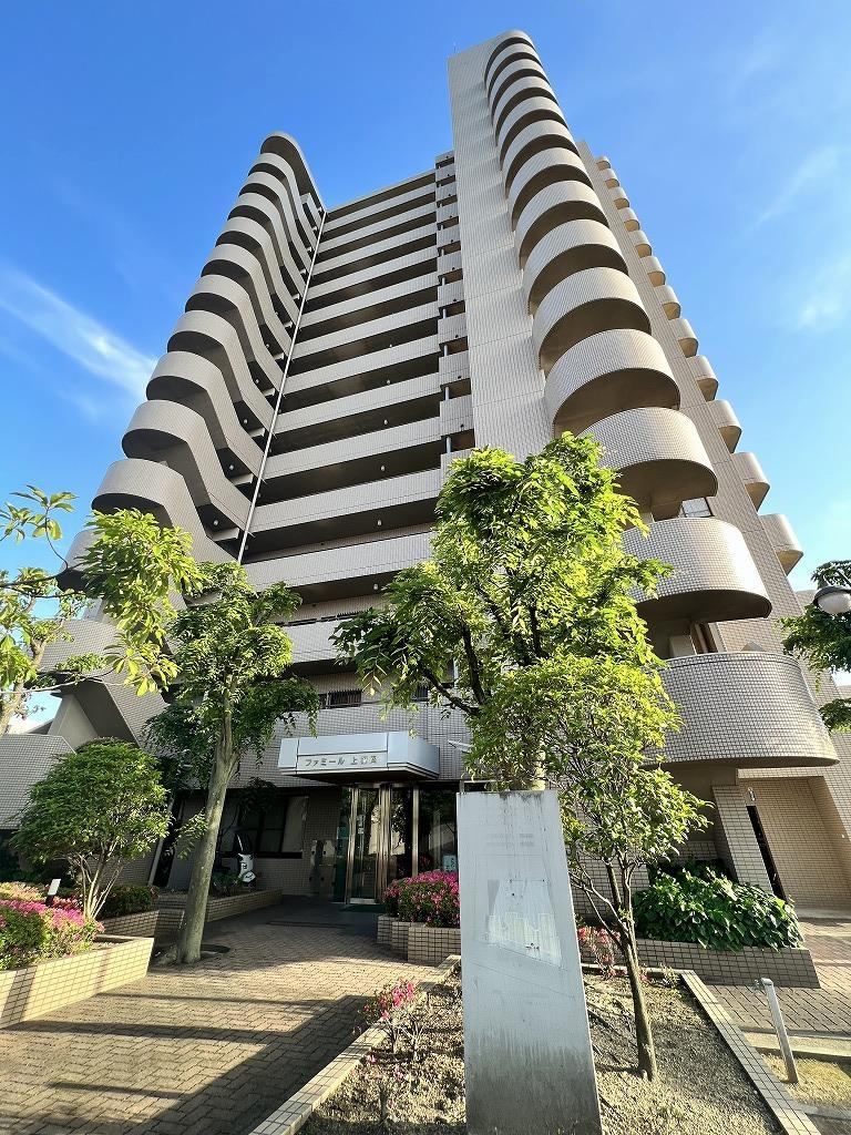 3LDK apartment in Takamatsu, Kagawa - Photo 1