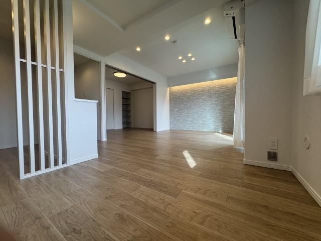 3LDK+S apartment in Nishi Ward, Sapporo, Hokkaido - Photo 1