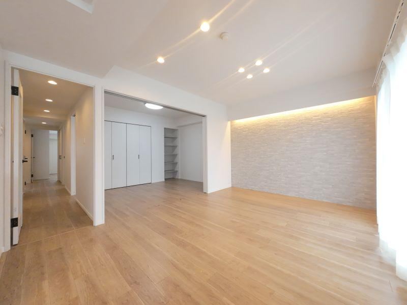 3LDK+S apartment in Nishi Ward, Sapporo, Hokkaido - Photo 1