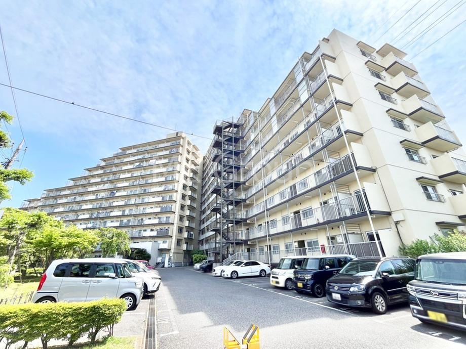 3LDK apartment in Chuo Ward, Chiba - Photo 1