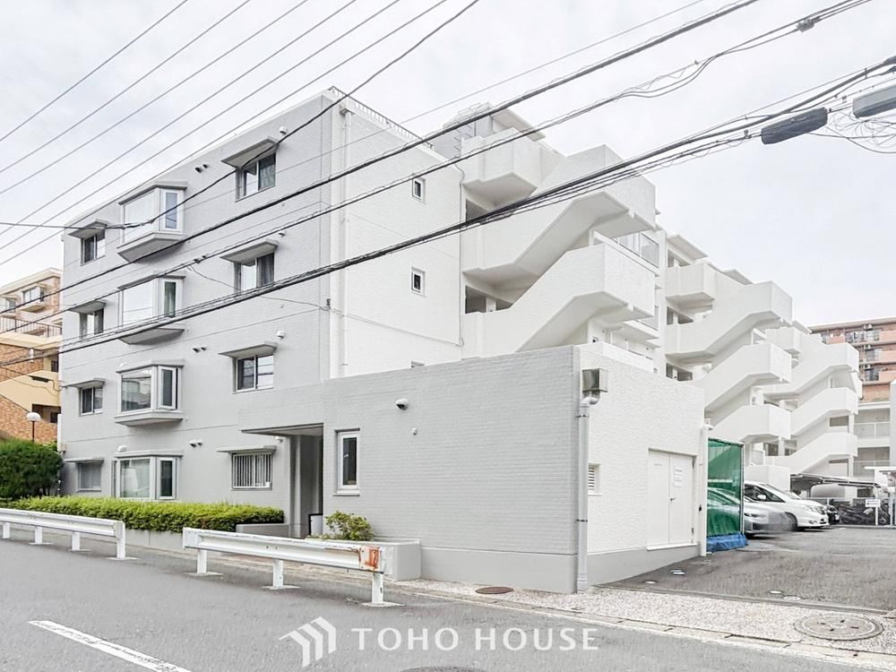 3LDK apartment in Minami Ward, Yokohama, Kanagawa - Photo 1