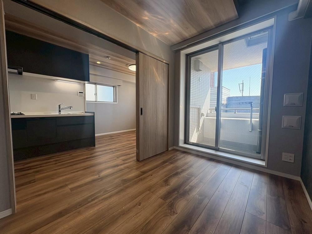 1LDK apartment in Minato Ward, Tokyo - Photo 1
