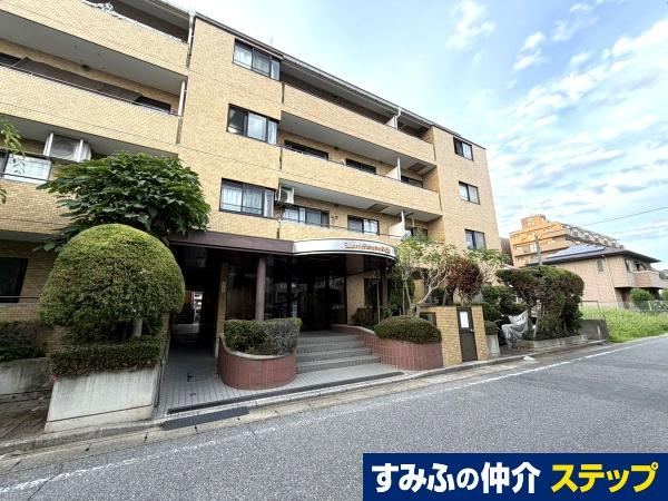 3LDK apartment in Toda, Saitama - Photo 1