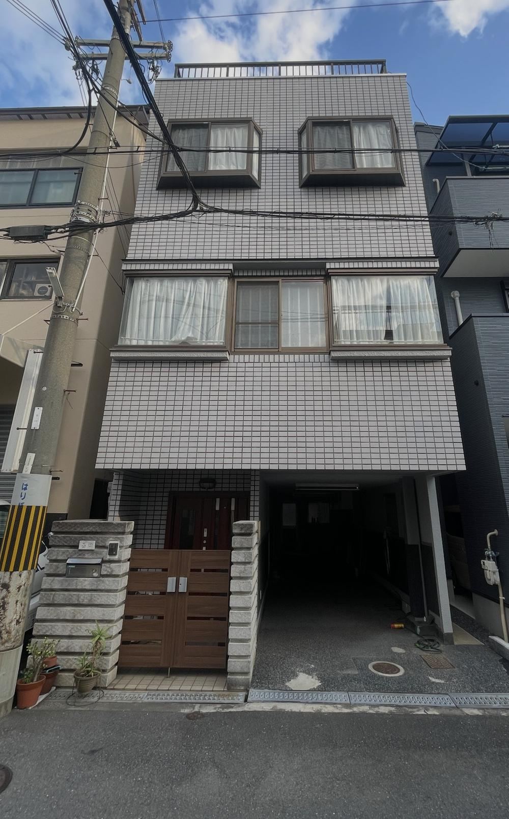 5LDK+S house in Higashiosaka, Osaka - Photo 1