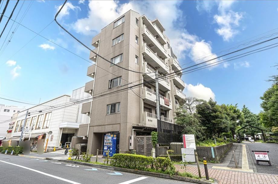 3LDK apartment in Setagaya Ward, Tokyo - Photo 1