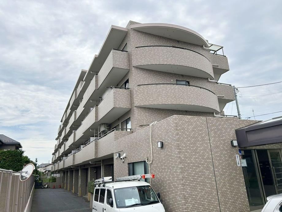 3DK apartment in Funabashi, Chiba - Photo 1