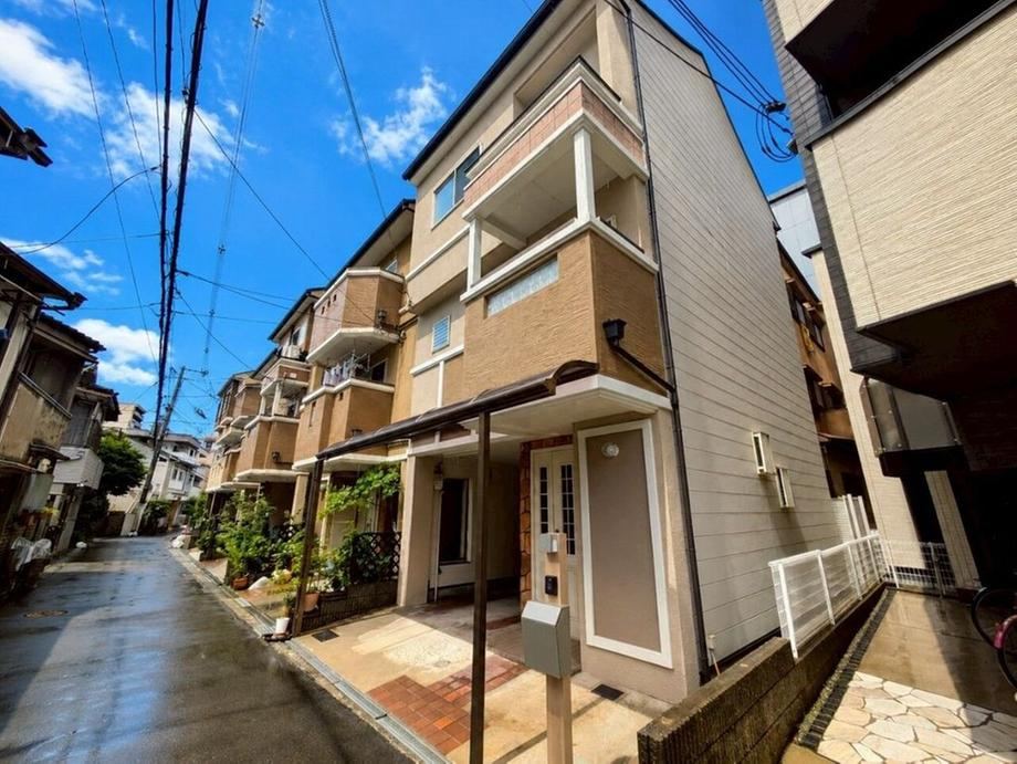 4LDK house in Abeno Ward, Osaka - Photo 1