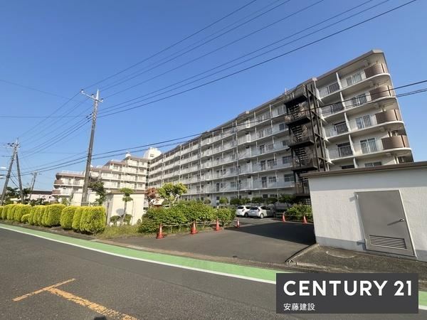 3LDK apartment in Hanno, Saitama - Photo 1