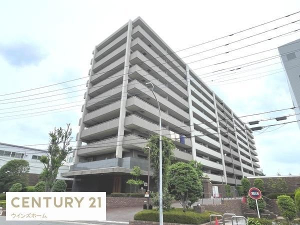 3LDK apartment in Toda, Saitama - Photo 1