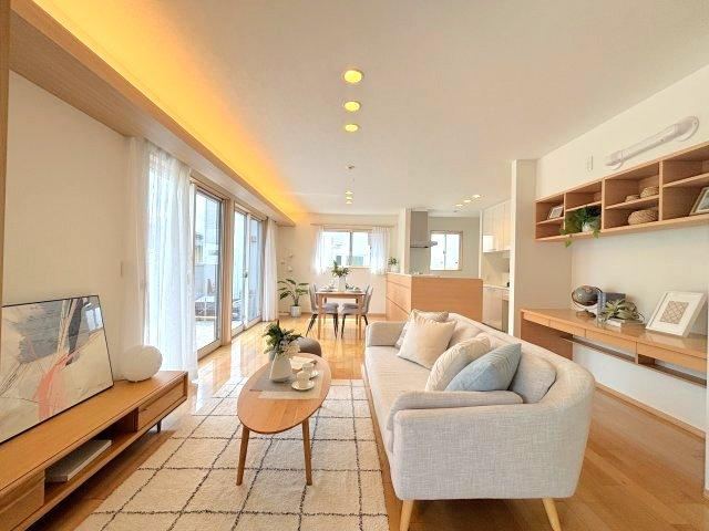 5LDK house in Hachioji, Tokyo - Photo 1