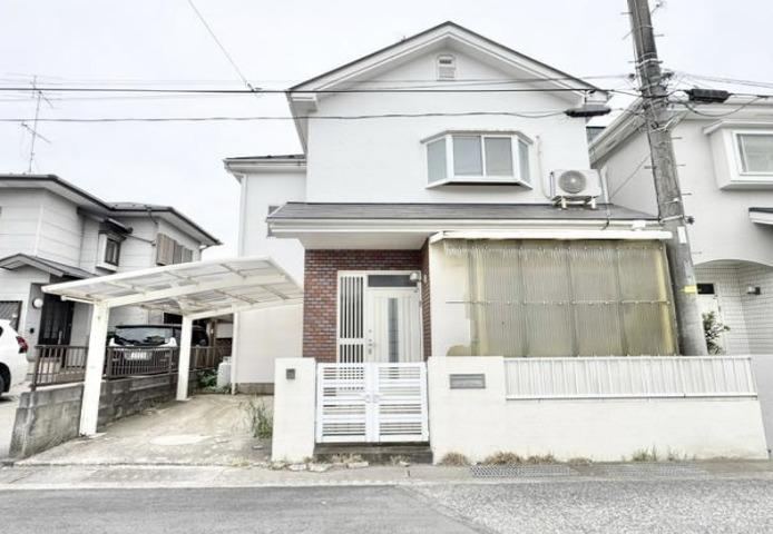 4LDK house in Hanyu, Saitama - Photo 1