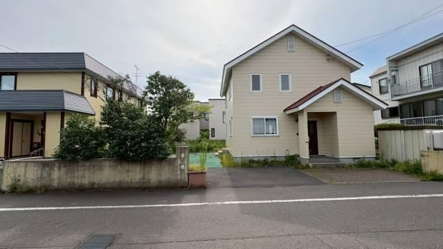 193 m² land in Higashi Ward, Sapporo, Hokkaido - Photo 1