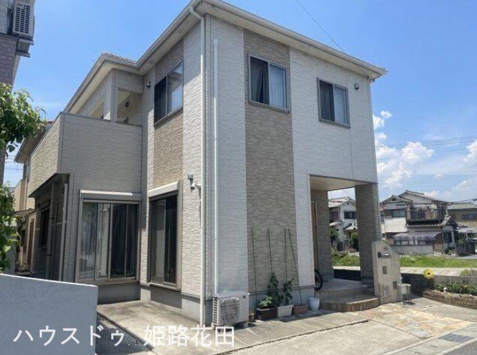 4LDK house in Himeji, Hyogo - Photo 1