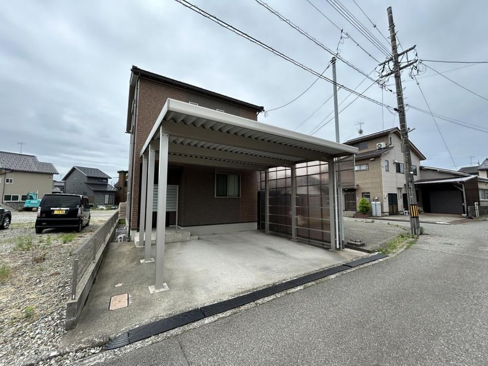 4LDK house in Kanazawa, Ishikawa - Photo 1
