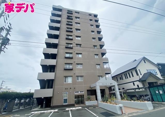 2LDK+S apartment in Chuo Ward, Hamamatsu, Shizuoka - Photo 1
